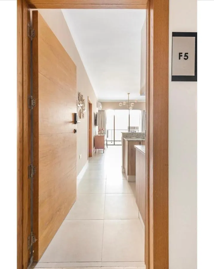 Apartamento Amueblado Torre Catalonia Met Appartamento Santo Domingo